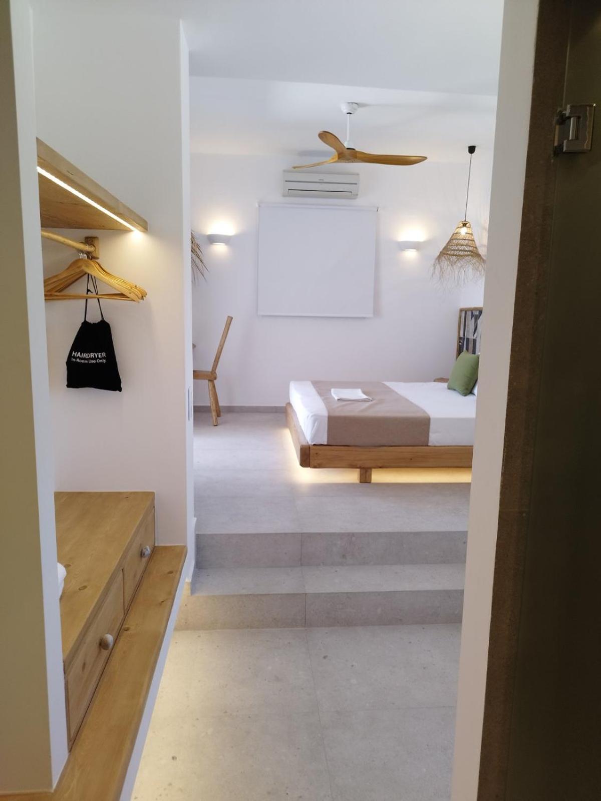Marinatou Suites Antiparos by Værelse billede