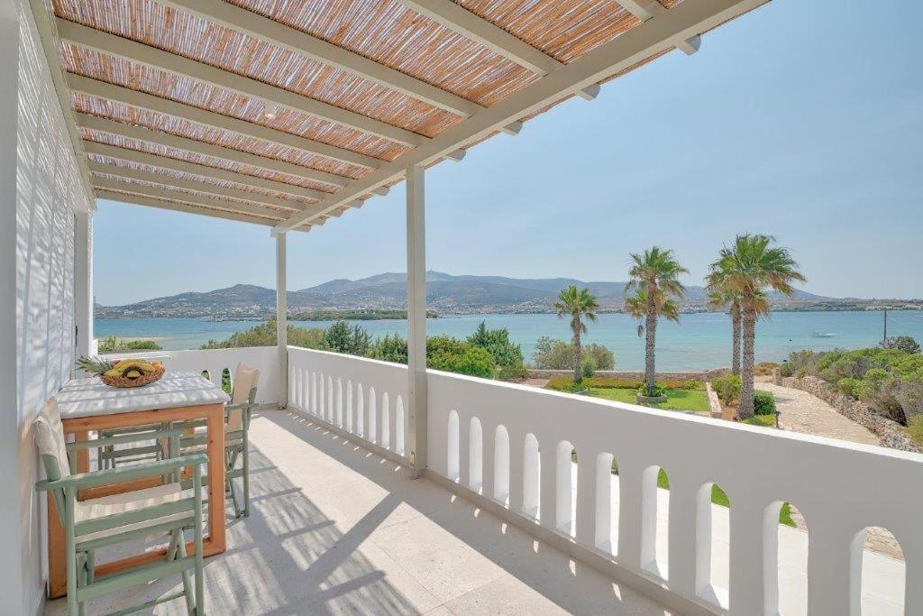 Marinatou Suites Antiparos by Eksteriør billede